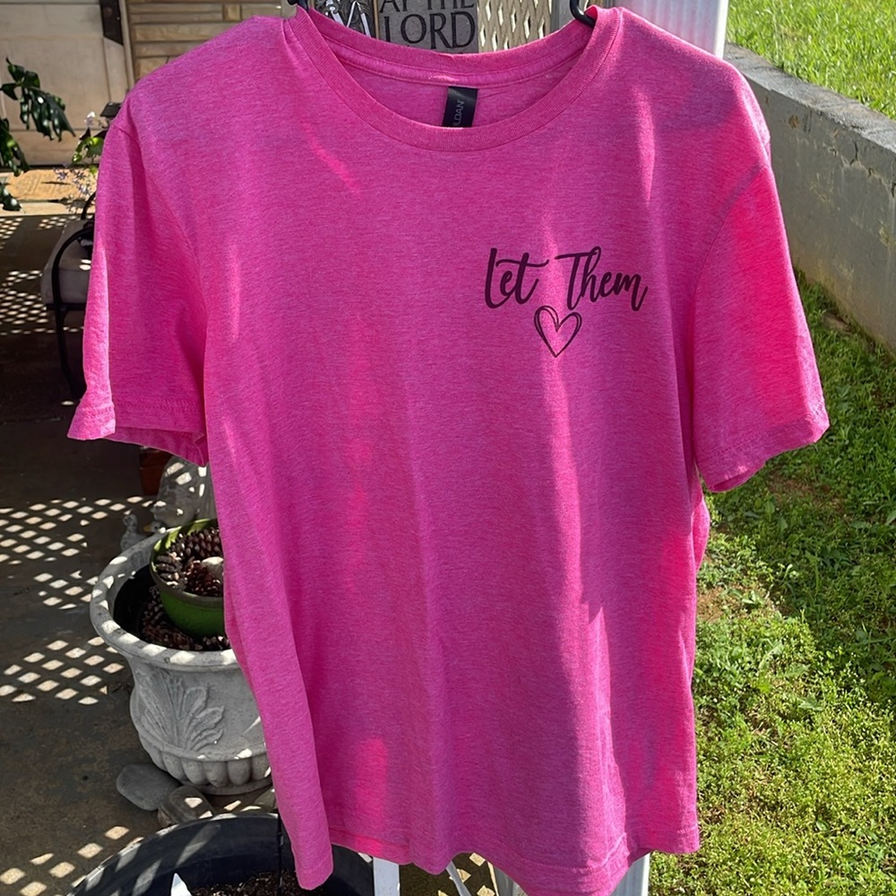 “Let Them” Tee - Picture 2 of 4